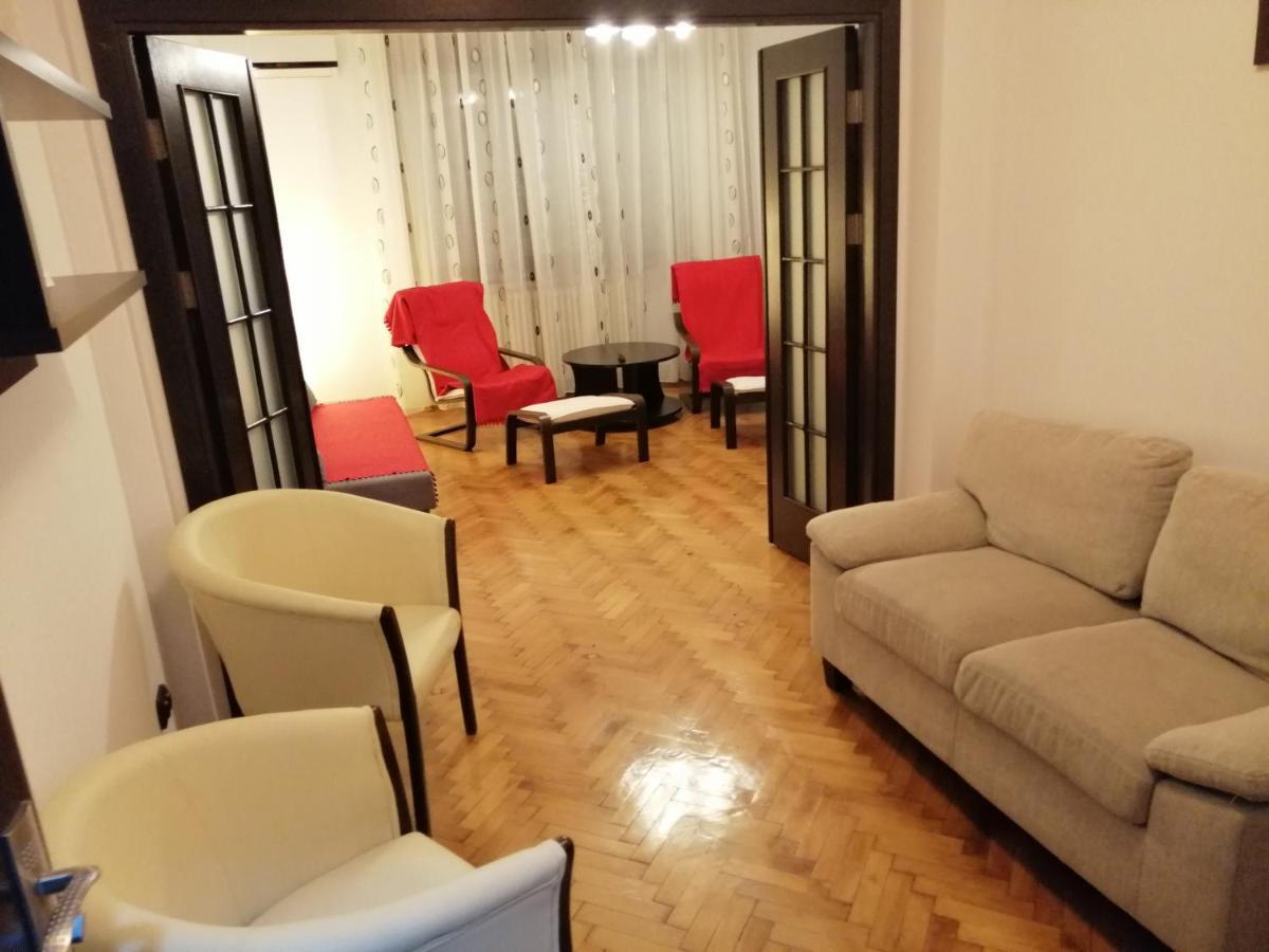 Apartament Athenee Palace Bukarest Kültér fotó